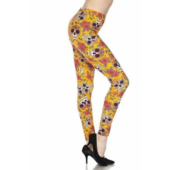 Plus Size Womens Buttery soft floral petal sugar skull leggings - Picture 4 of 10